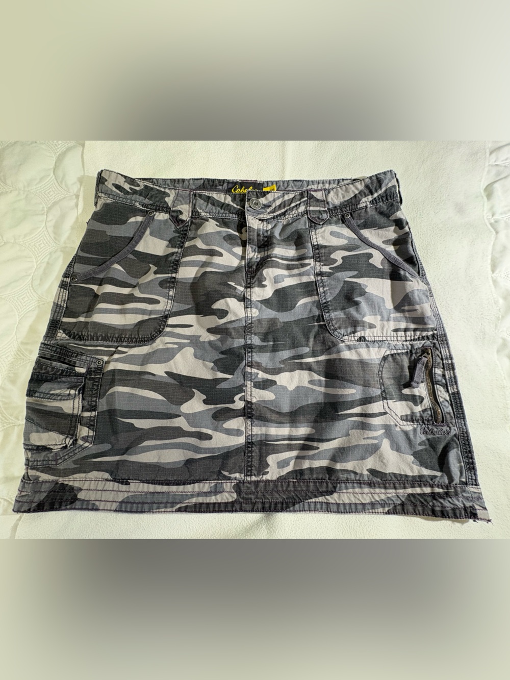 Cabela's Women's 16 Black & Gray Camo Mini Skirt #0020